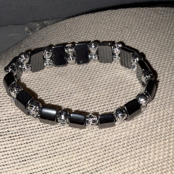 Jewelry - Black and Silver Beaded Bracelet